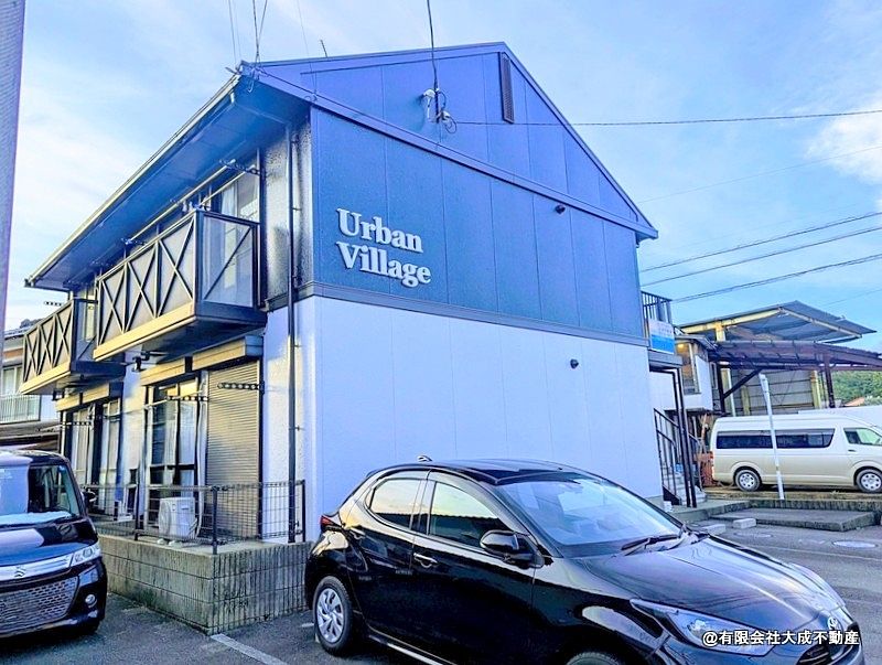 内装綺麗にしてます！エアコン付き！宅配ボックスは便利です！