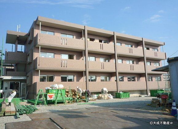 カンエイ！
財光寺に次世代型省エネマンション仕様♪♪
ウォークインクローゼット付き☆
